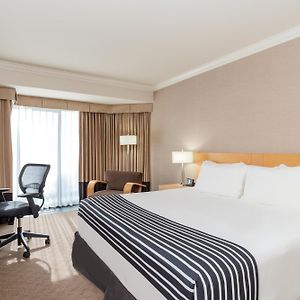 Standard Zimmer mit Kingsize-Bett im Flügel